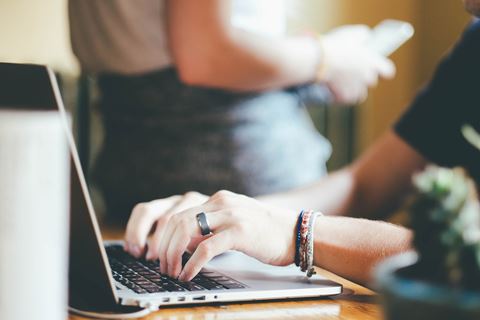 De uppgifter som hamnat i orätta händer är namn, registreringsnummer, e-postadresser, telefonnummer, Whatsapp-konton samt arbetsplatsinformation. De uppgifter som hamnat i orätta händer är namn, registreringsnummer, e-postadresser, telefonnummer, Whatsapp-konton samt arbetsplatsinformation.